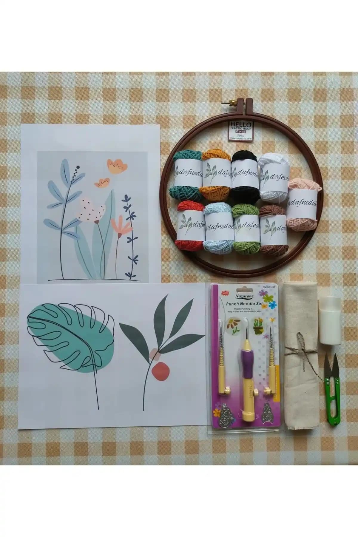 Dafne Dükkan Tırnak Sanatı: Botanical ve Kaktüs Punch Başlangıç Setleri Karşılaştırması