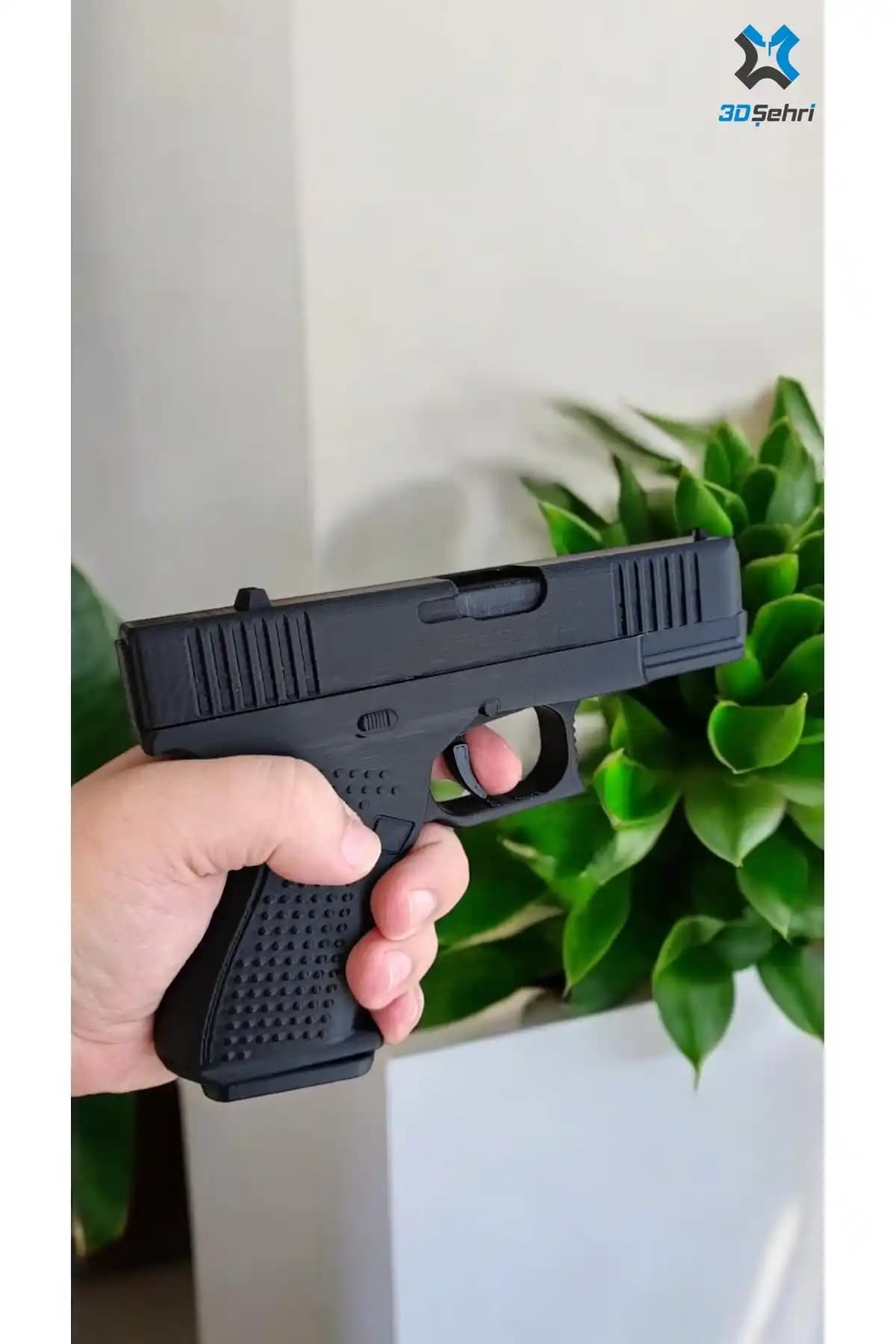 3DŞehri Glock 19 Hareketli Özel Tasarım Maket Koleksiyonlarınızı Zenginleştiren Detaylı Parça