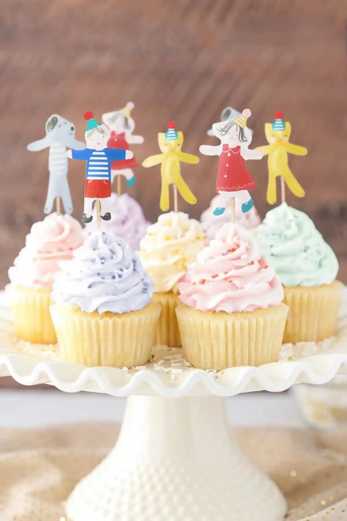 Le Mabelle Çok Renkli Çocuk ve Hayvan Temalı 10'lu Kürdan Pasta Süsü Seti İncelemesi ve Kullanım Avantajları