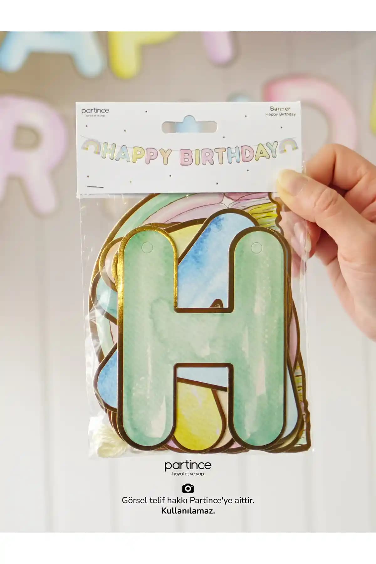 Pastel Makaron Gökkuşağı Doğum Günü Banneri Şık ve Renkli Dekorasyon Seçeneği