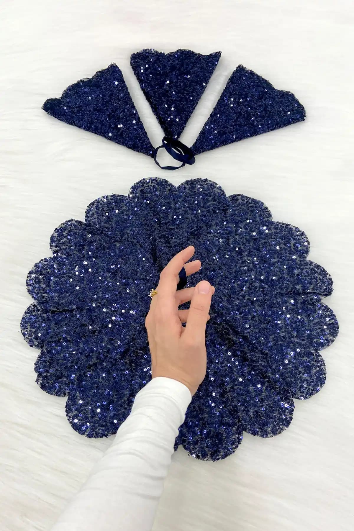 ZEYMERADE Lacivert Işıl Işıl Pul Detaylı Gelin Damat Mendili Özellikleri ve Kullanım Alanları