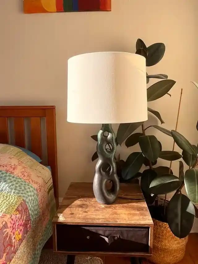 Bolt Pottery'nin Çömlekçilikte Yenilikçi Lamba Tasarım Süreci ve Yeni Koleksiyonları