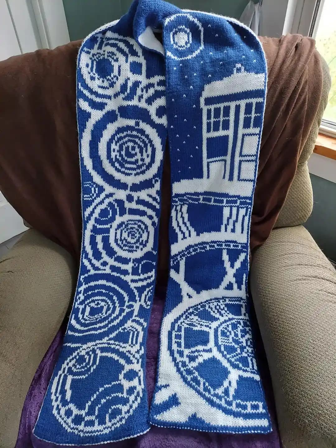 Çift Katlı Örgü Atkı ve Şal Tasarımları: Teknikler, İplik Seçimi ve Örnek Projeler