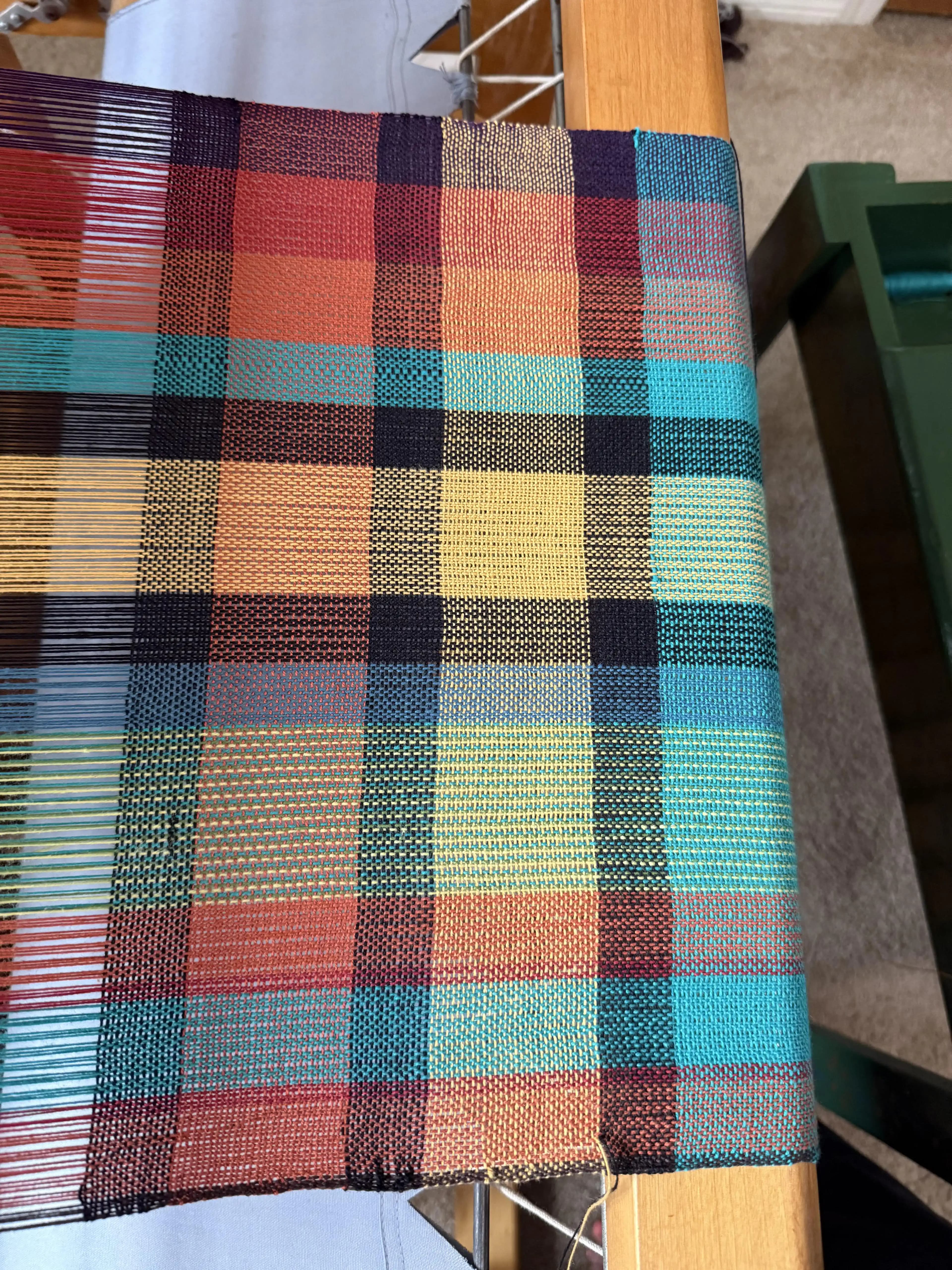 Dokuma Tezgahı Kurulumunun Zorlukları ve Öğrenme Süreci: Teknik ve Pratik Yaklaşımlar