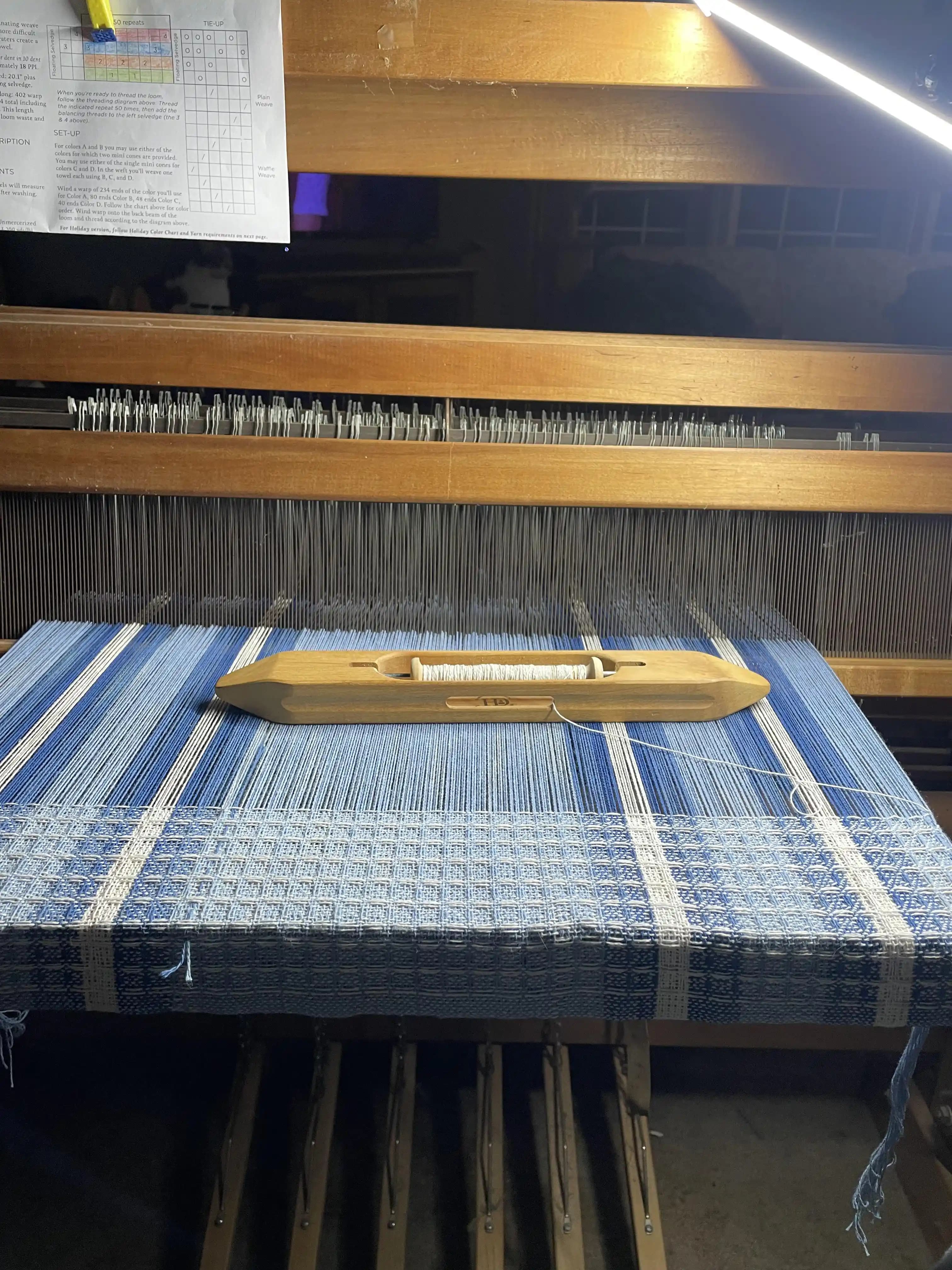 Dört Şaftlı Harrisville Tezgahında Waffle Dokuma: İplik Yoğunluğu ve Gerilim Ayarları