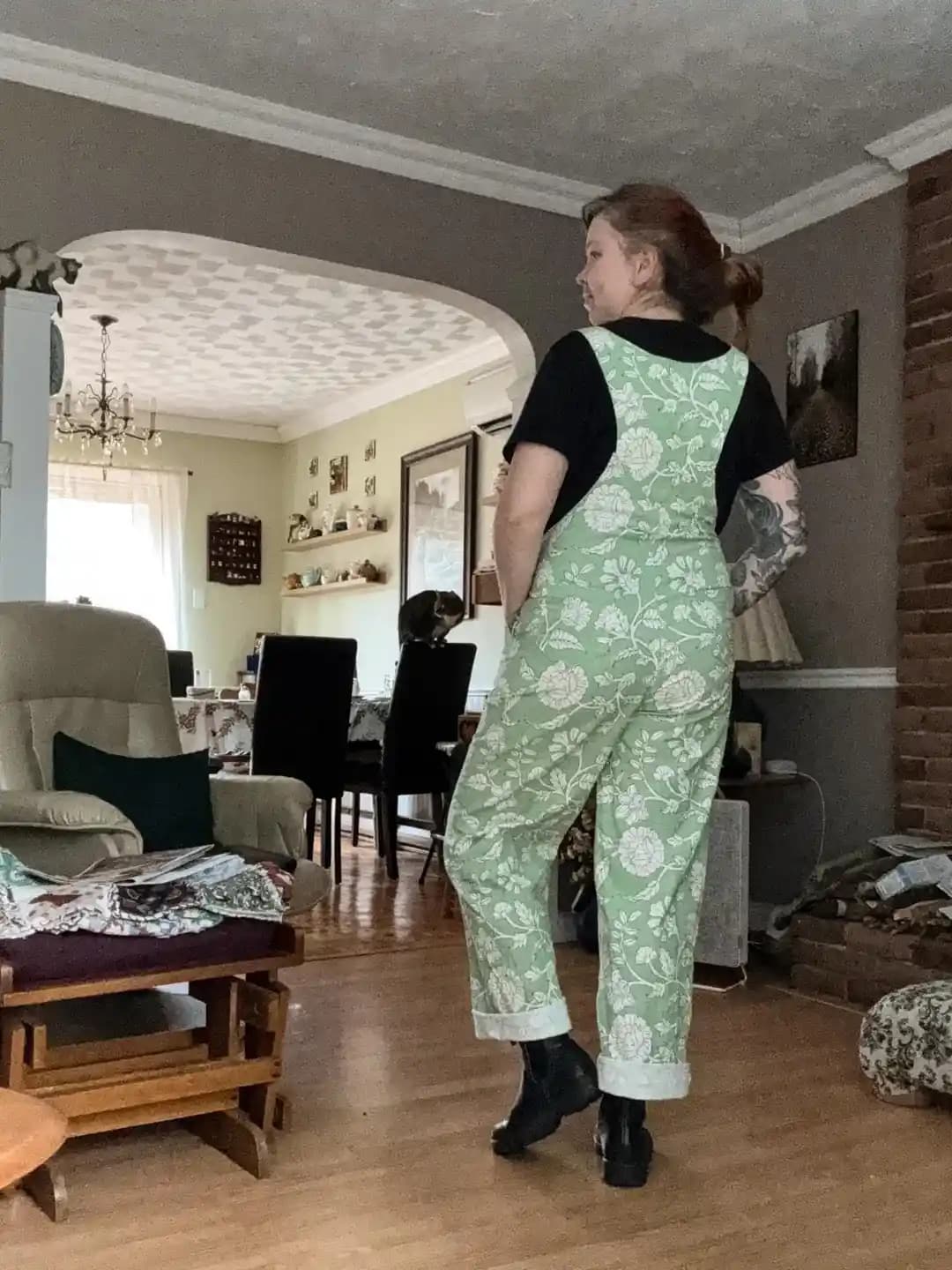 McCalls M8437 Tulum Kalıbı: Kumaş Seçimi, Kalıp Uyarlaması ve Dikiş Deneyimi Analizi