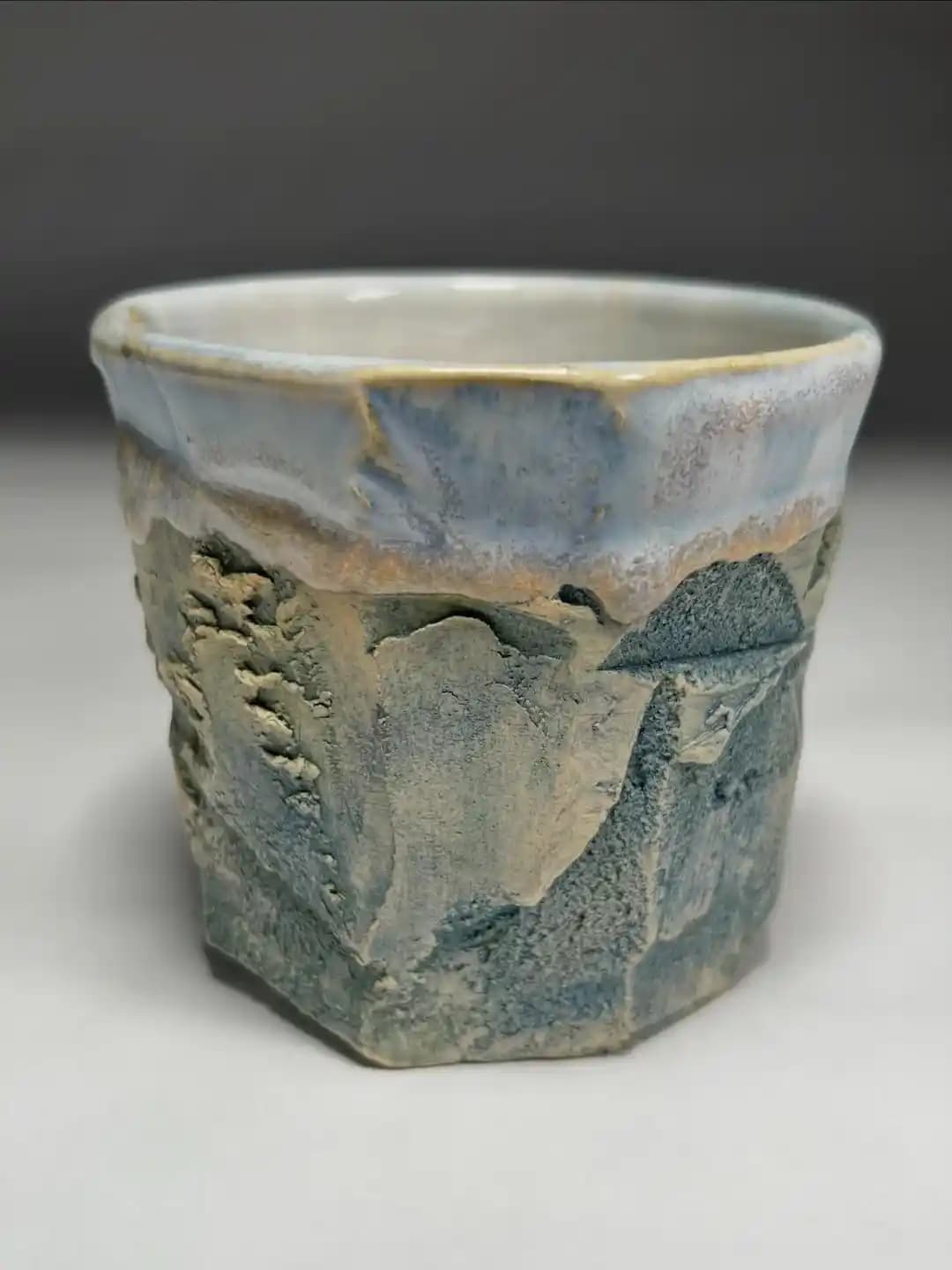 NCECA 2026'da Kurinuki Tekniğiyle Seramik Bardak Tasarımlarının Yenilikçi Yaklaşımları