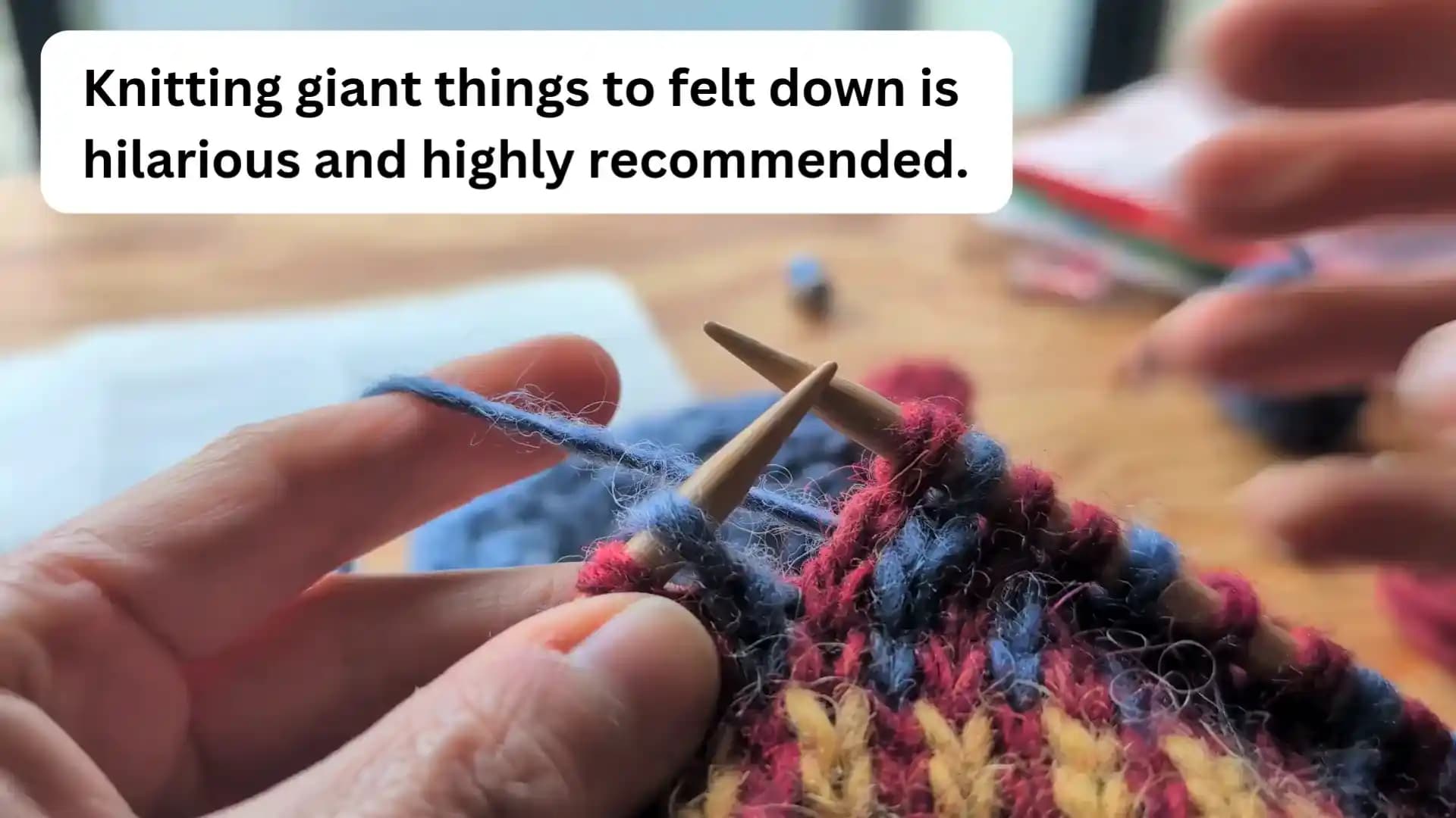 Örgü Parçaların Keçeleştirilmesi: Teknikler, Kullanım Alanları ve Dikkat Edilmesi Gerekenler