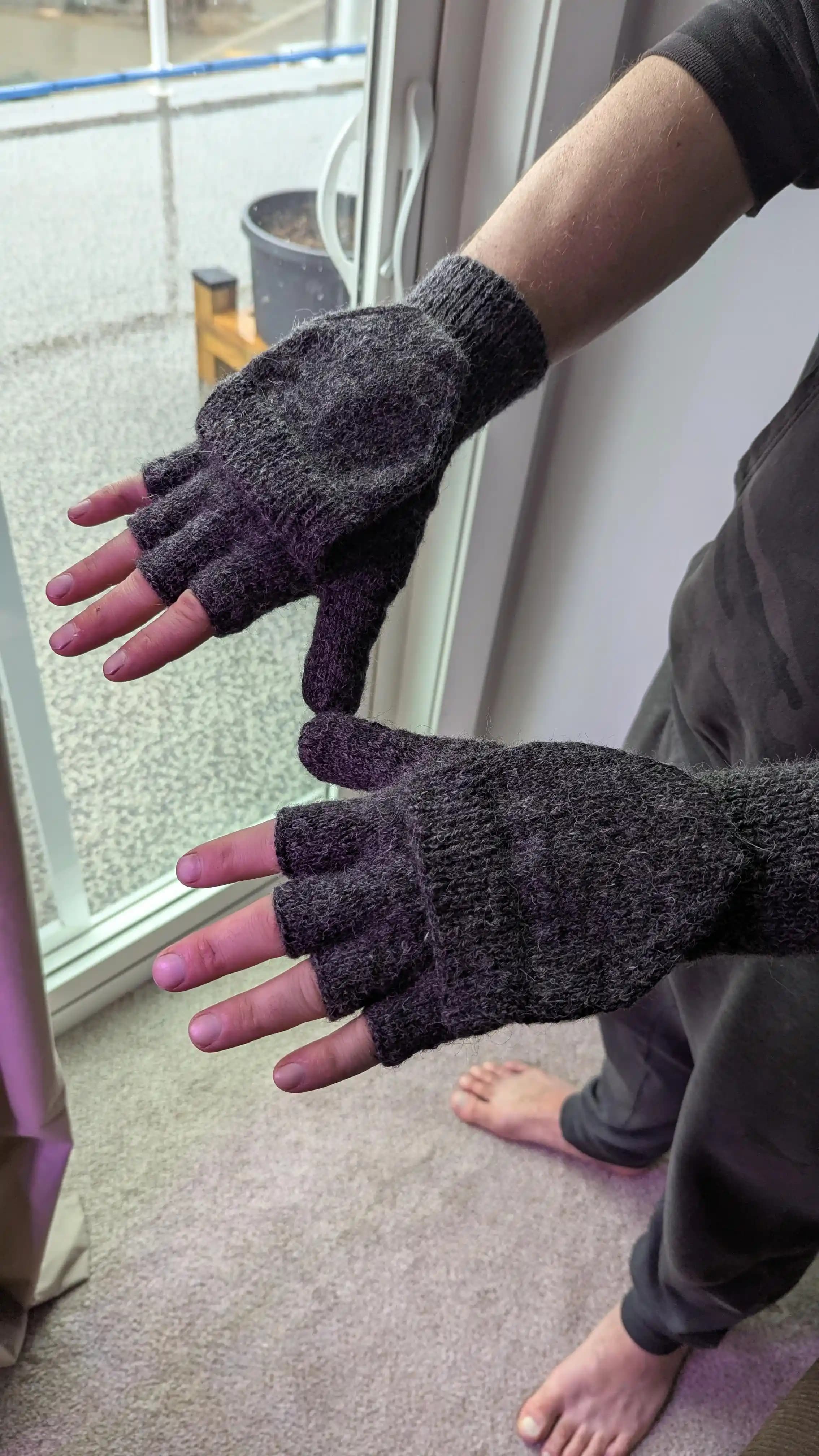 Örgüye Yeni Başlayanlar İçin Parmaksız Eldiven ve Kapak Tasarımı Teknikleri