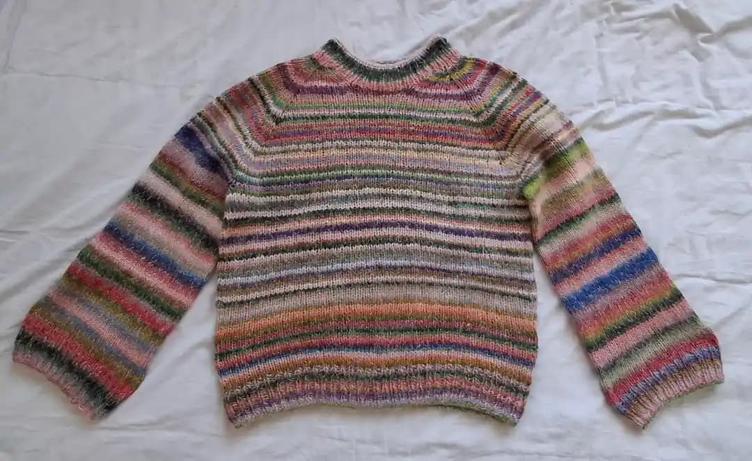 Örgüye Yeni Başlayanlar İçin Raglan Kesim Kazak Projesi ve Teknik Detayları