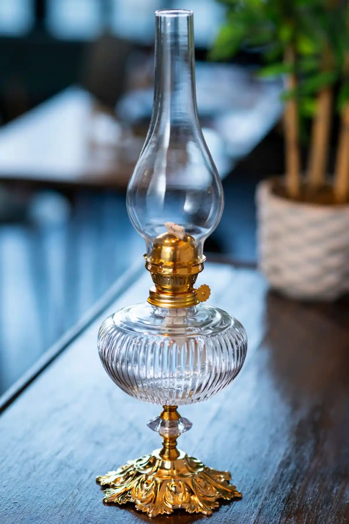 Özlevent Çizgili Ayaklı Gaz Lambası No 14 Nostaljik ve Dayanıklı Aydınlatma Çözümü