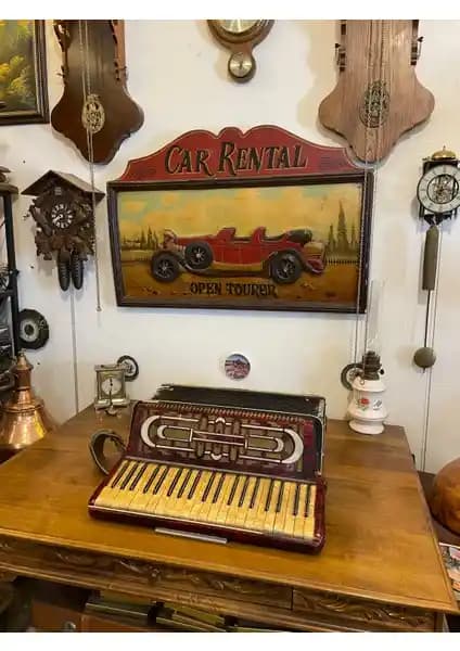 Antika Ayal Akordiyon Geleneksel ve Modern Seslerle Uyum Sağlayan Kaliteli Enstrüman