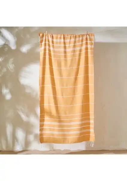 Bella Maison ve Green Petition Plaj Havlusu Karşılaştırması ve Özellikleri