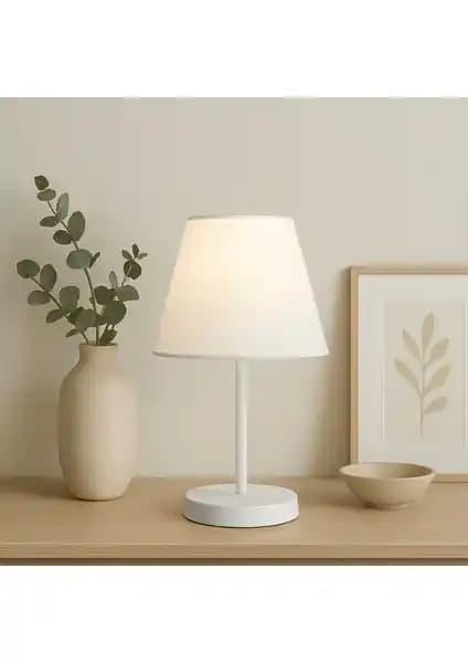 Yatak Odası İçin Modern Abajur Seçenekleri ve Karşılaştırması