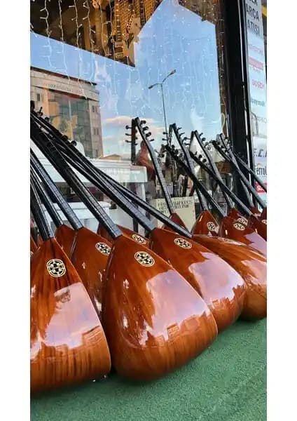 3M Music Uzun Sap Bağlama Seti Kaliteli Malzeme ve Güçlü Ses Performansı ile