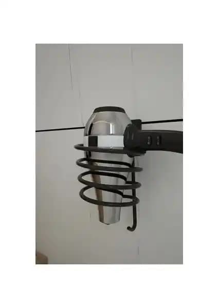 Alper Banyo Siyah Kare Fön Makinesi Askısı ve Hagen Paslanmaz Yapışkanlı Fönlük Karşılaştırması