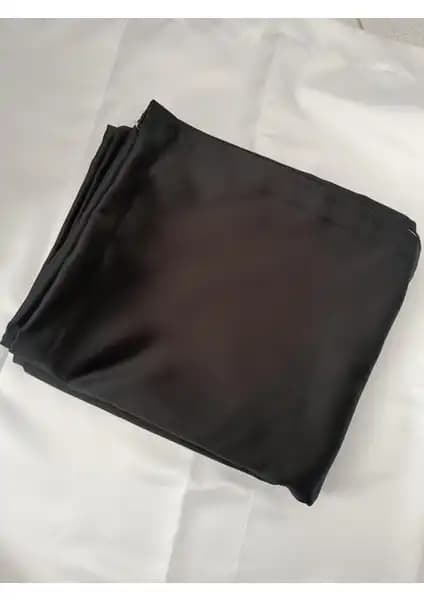 Brillant Düz Spor Fon Perde ve Karmaş Home Karartma Perdesi Karşılaştırması 2