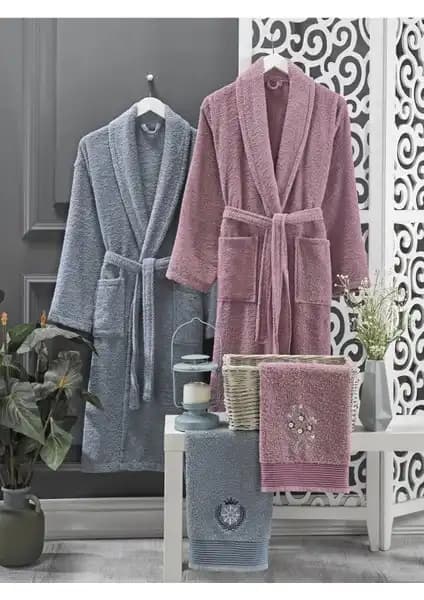 Casnack Havlulu ve Güvenal Pamuxu Bornoz Setleri Karşılaştırması 1