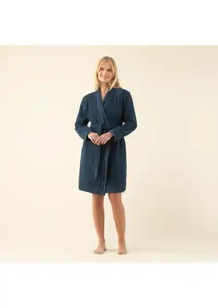 Chakra Kadın Bornoz Karşılaştırması Marin Mavi ve Ekru Modelleri