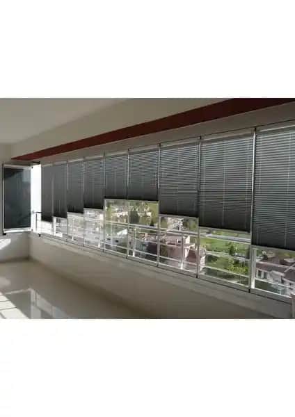 Denas Store ve Serin Home Collection Plise Perdeleri Karşılaştırması: Özellikler ve Kullanıcı Yorumları