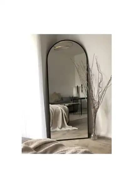 Effe Yapı Dekor ve Enc Home Ayaklı Aynalar Karşılaştırması: Tasarım ve Özellikler 2
