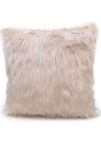 Ev Dekorasyonunu Zenginleştiren Peluş ve Teddy Kırlent Kılıflarının Karşılaştırması