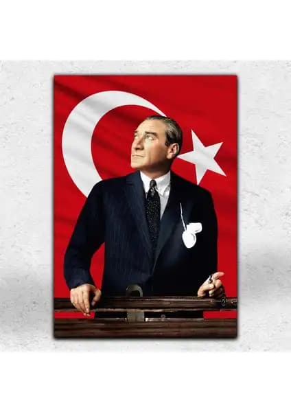 İki farklı kanvas tabloyu karşılaştırıyoruz: Atatürk portresi ve büyük çiçek temalı eserler 1