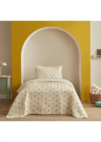 Karaca Home Young Rainbow ve Madame Coco Denney Yatak Örtüsü Karşılaştırması 1