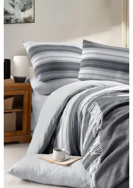 Lotusline Home ve My Story Çift Kişilik Nevresim Takımı Karşılaştırması 2