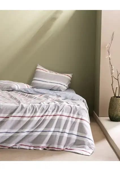 Madame Coco Aluin ve Burcet Tek Kişilik Ranforce Nevresim Takımlarının Karşılaştırması 2