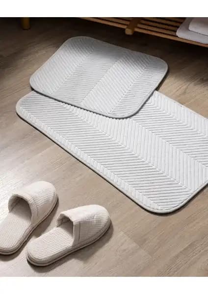 Madame Coco Banyo Paspası Karşılaştırması: Conques Bej ve Emele Açık Gri Modelleri 2