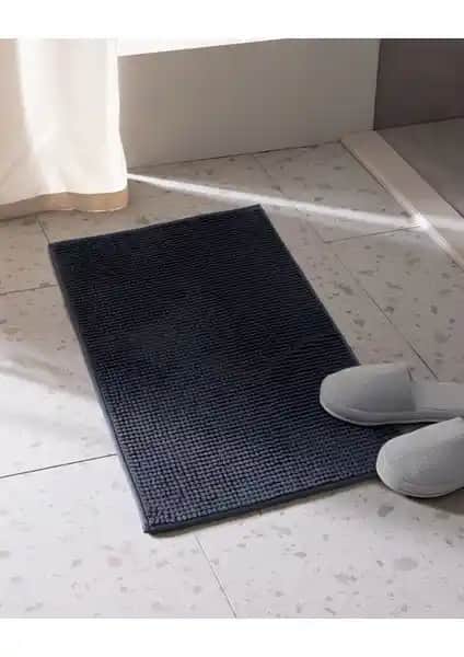 Madame Coco Conques ve Norris Banyo Paspası Karşılaştırması ve Özellikleri