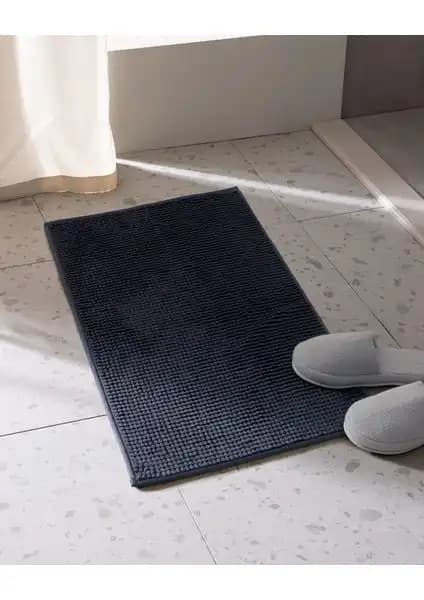 Madame Coco Conques ve Norris Banyo Paspası Karşılaştırması ve Özellikleri 1
