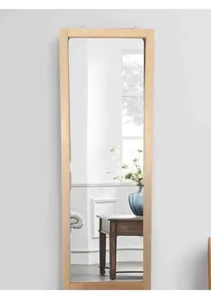 Mirrorss Doğal Ahşap ve Tarz Design Boy Aynaları Karşılaştırması: Tasarım ve Kalite Analizi
