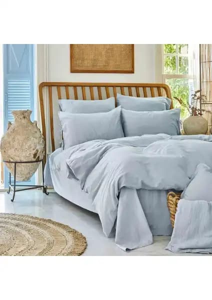 Nevresim Takımı Karşılaştırması: Berolige Easy Refine ve Karaca Home 4 Element Mavi 2