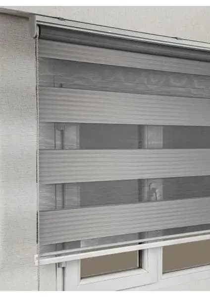 Perde Seçiminde Karşılaştırma: Brillant Mat Beyaz ve Gri Zebra Stor Perde Özellikleri 2