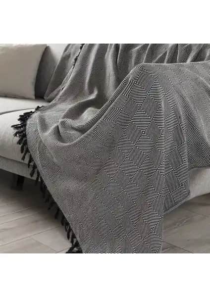 Vagonik ve Veled Home Koltuk Örtüsü Karşılaştırması: Özellikler ve Kullanıcı Yorumları