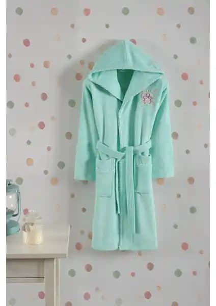 Varol Bambu ve Pamuk Serisi Bornozların Karşılaştırması: Kalite ve Tasarım Farkları