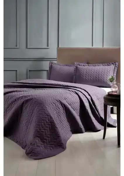 Yatak Örtüsü Karşılaştırması: Taç Glory ve Yataş Dazel Setlerinin Özellikleri