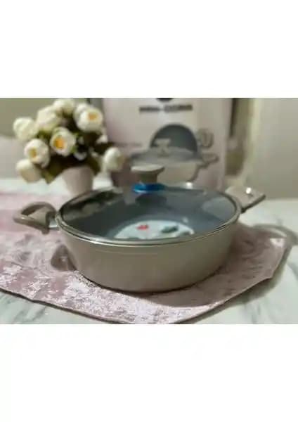 Evinda Pan-Dora 30 cm Kristal Seramik Basık Tencere ile Mutfakta Yeni Dönem Başlıyor