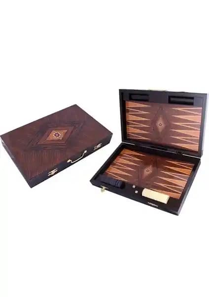 Star Vip Çanta Tavla: Şık Tasarımıyla Geleneksel Masa Oyununu Modernleştirir