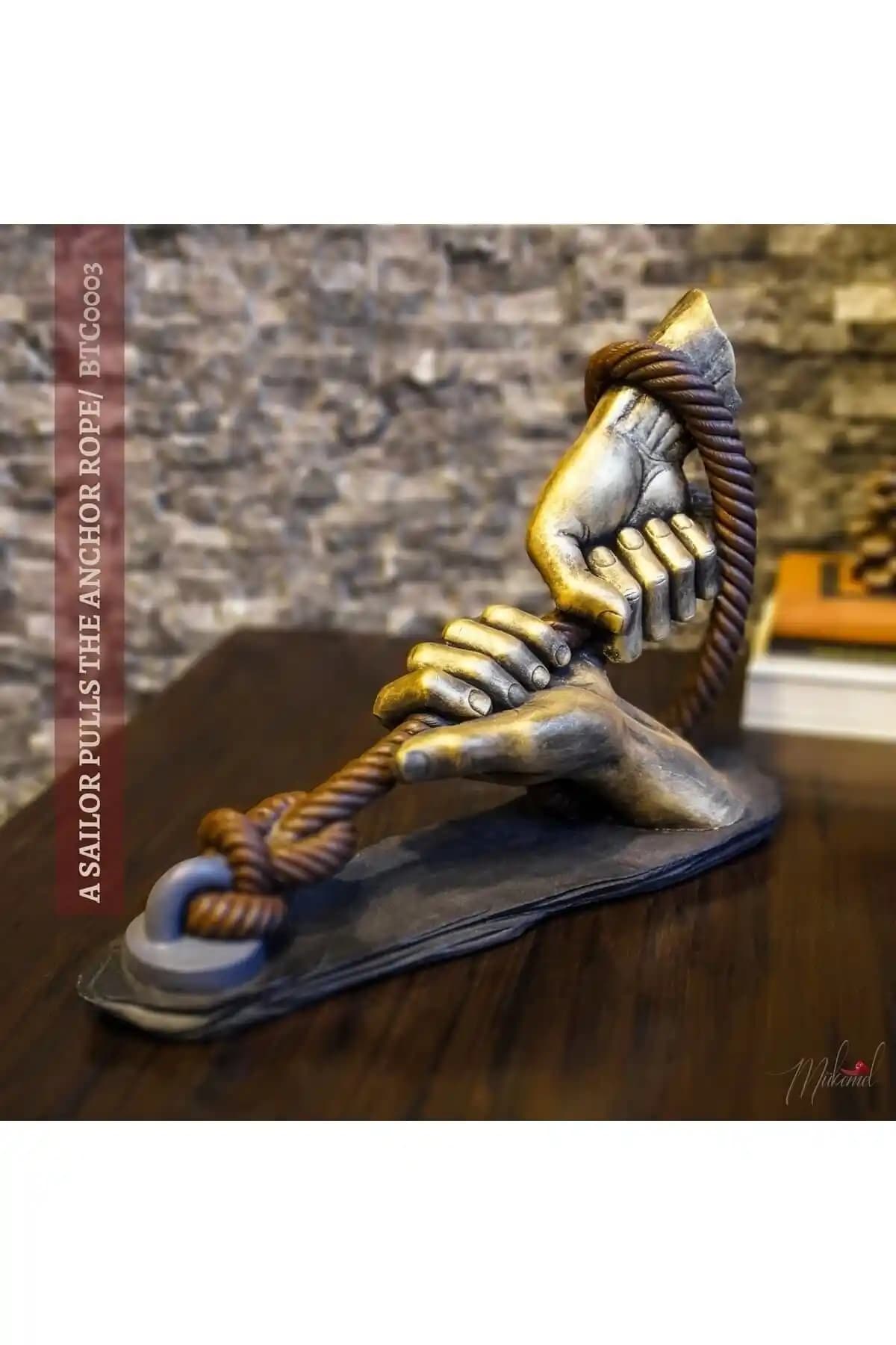 El Yapımlí Altın Eller Halat Tutan Heykel: Birlik ve Güç Sembolü, Özgün Tasarım