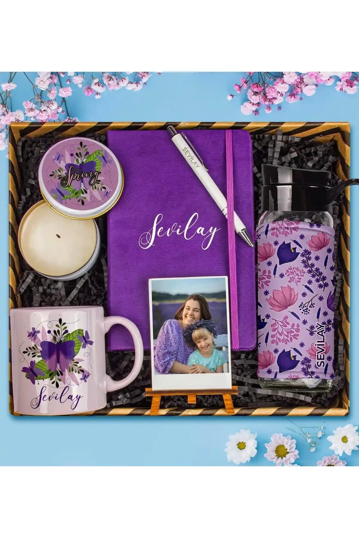 Kişiye Özel Bahar Hediye Kutusu: Mor Temalı Şık Tasarım ve Anıların Mesajlarla Zenginleştiği Sunum