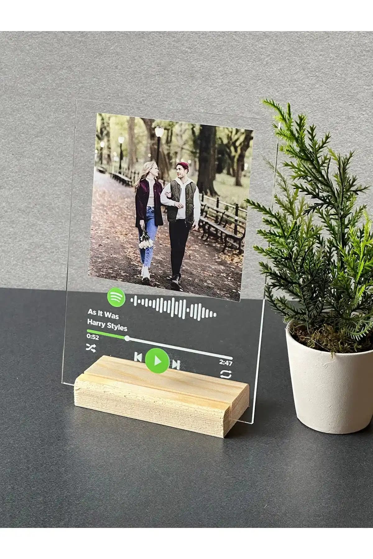 Kişiye Özel Spotify Barkodlu Şeffaf Plak – Fotoğraflı Dekor ve Anı Hediye İçin