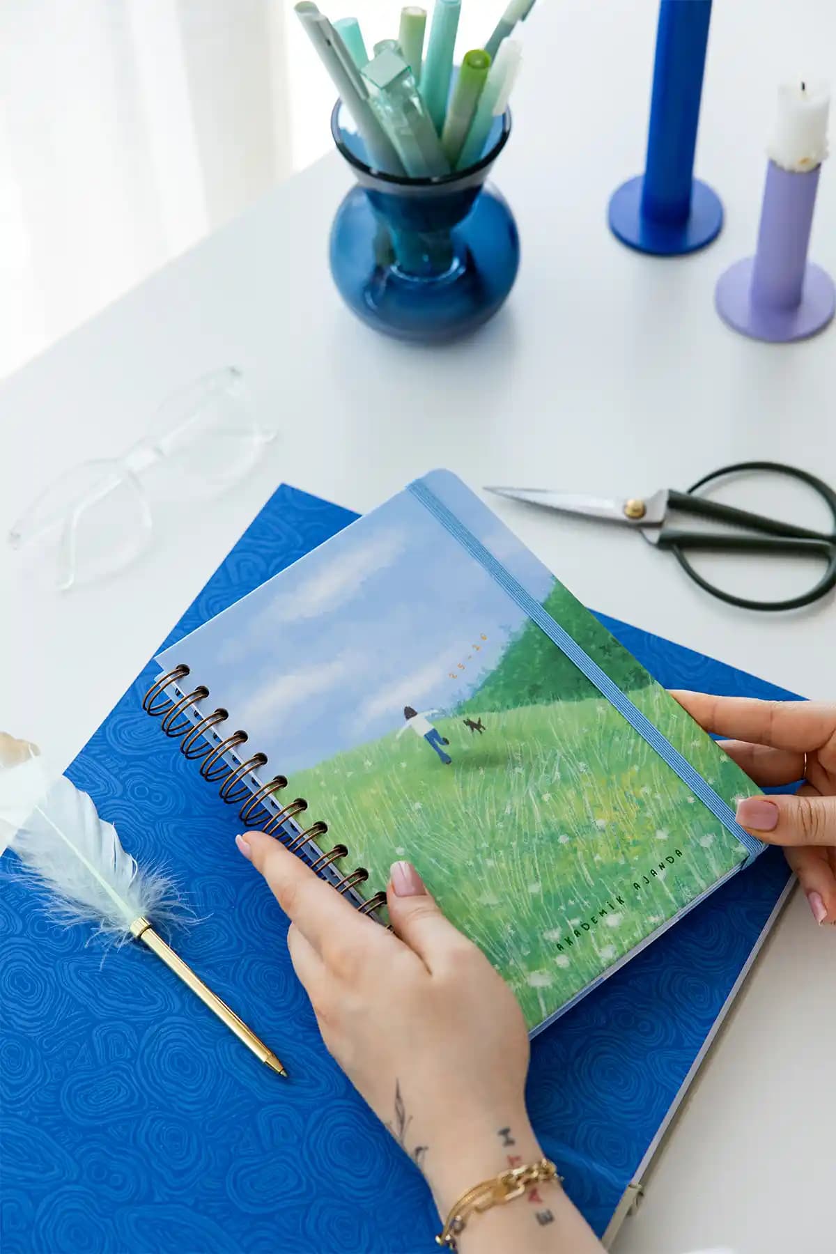 PAPERORA 2025-2026 A5 Spiralli 16 Aylık Akademik Ajanda - Dayanıklı ve Fonksiyonel