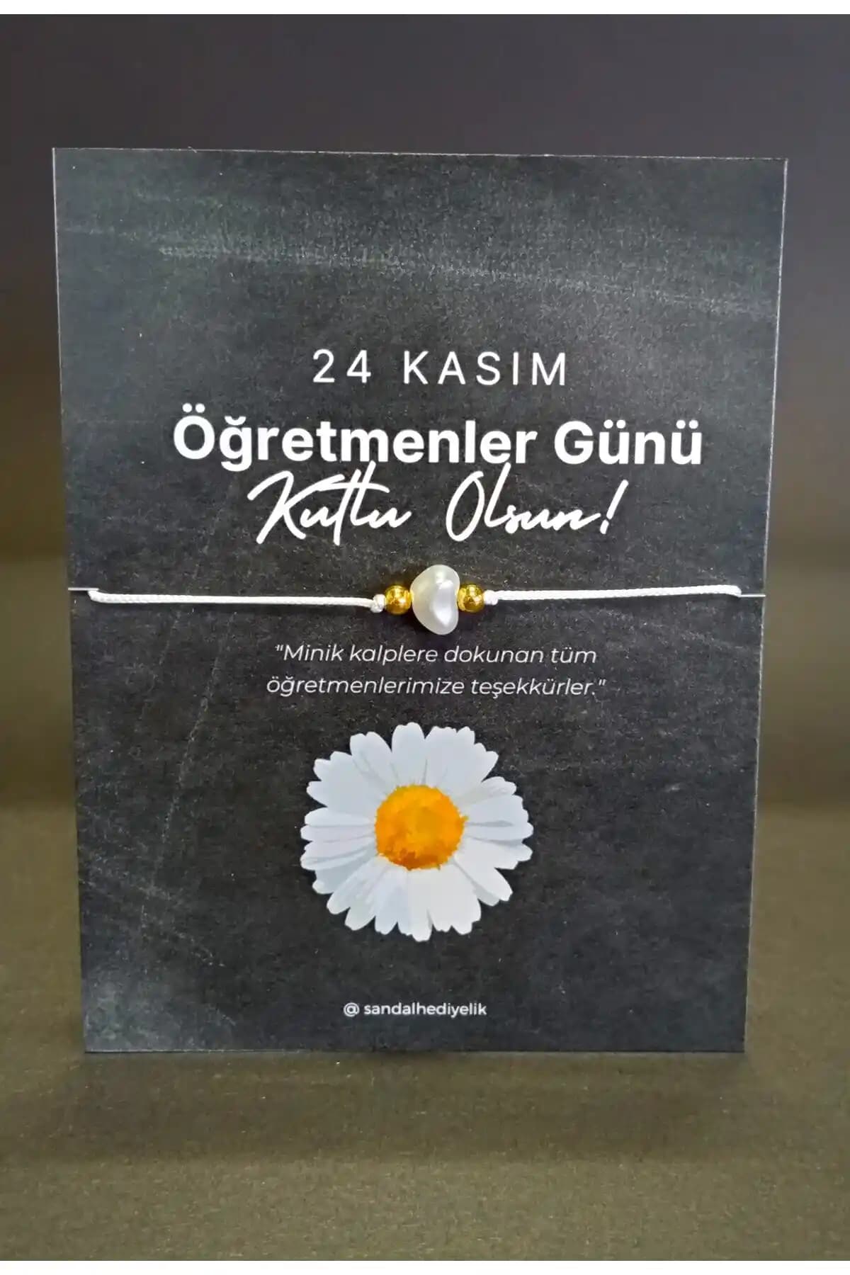 Sandal Hediyelik 24 Kasım Öğretmenler Günü İçin Şans Bileklikleri Seti - 5 Adet