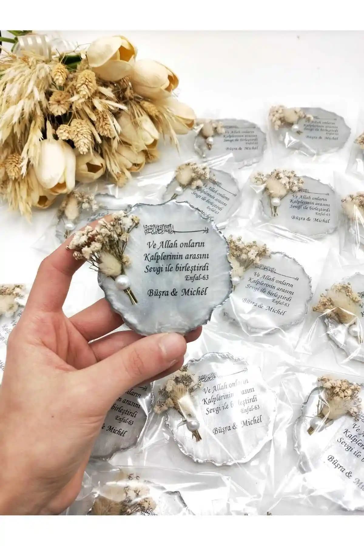 ZEKAAVM Epoksi Magnet Seti: Özel Günler İçin Zarif ve Dayanıklı Hatıra Hediyesi