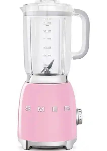 Smeg Pembe Blender BLF01PKEU: Estetik ve Güçlü Performanslı Mutfak Aleti