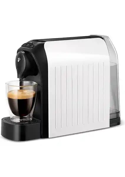 Tchibo Cafissimo Easy Beyaz ile Evde Kolay ve Şık Kahve Keyfi Sunan Modern Makine