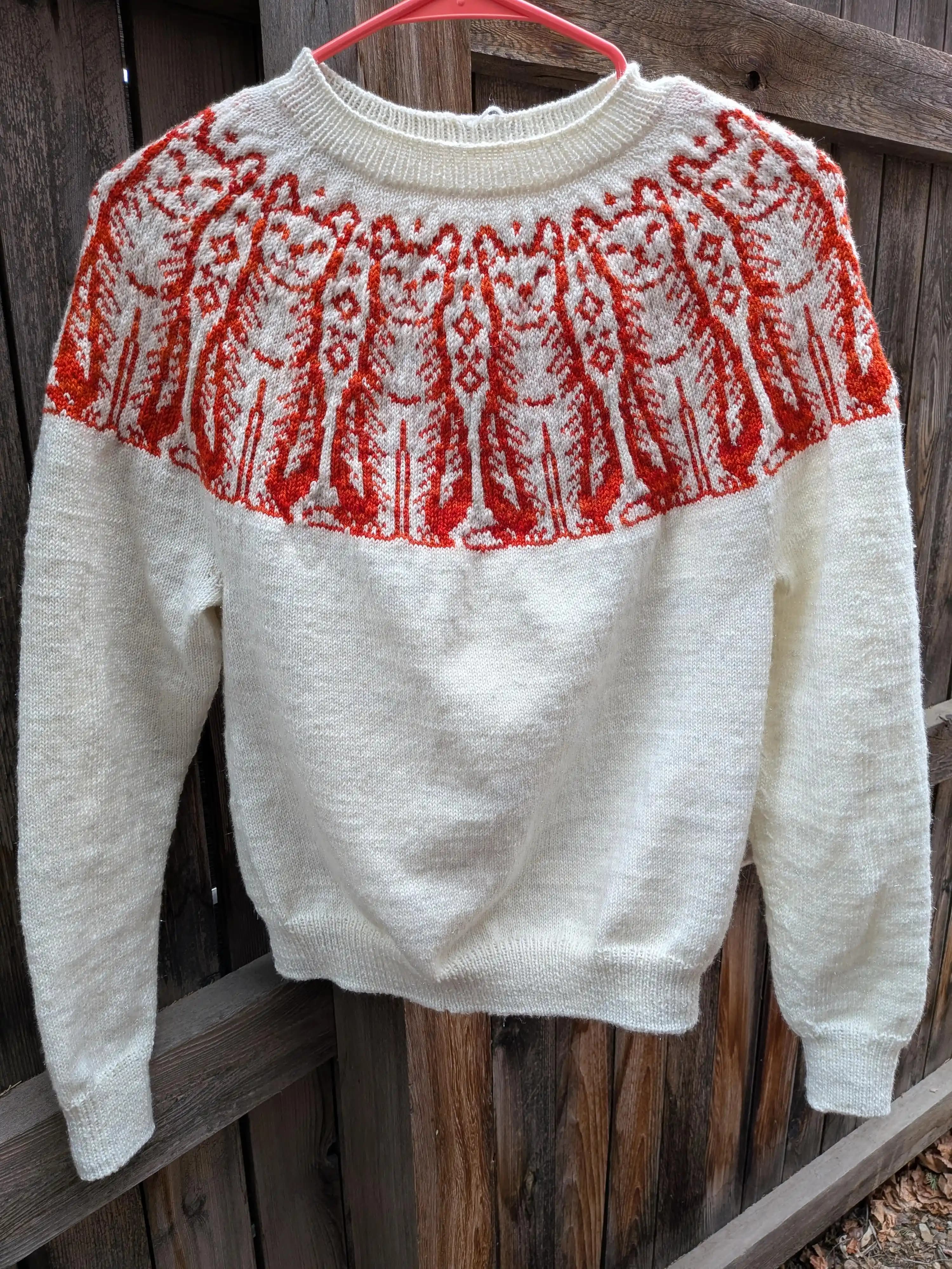 Andrea Rangel'in CatKnit Pullover Modeli: İnce İplikle Renkli Örgü Kazak Tasarımı ve Teknikleri